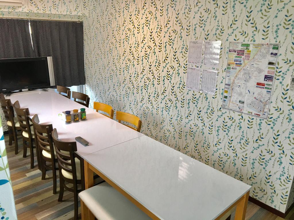 Guesthouse Origami Hiroshima Luaran gambar